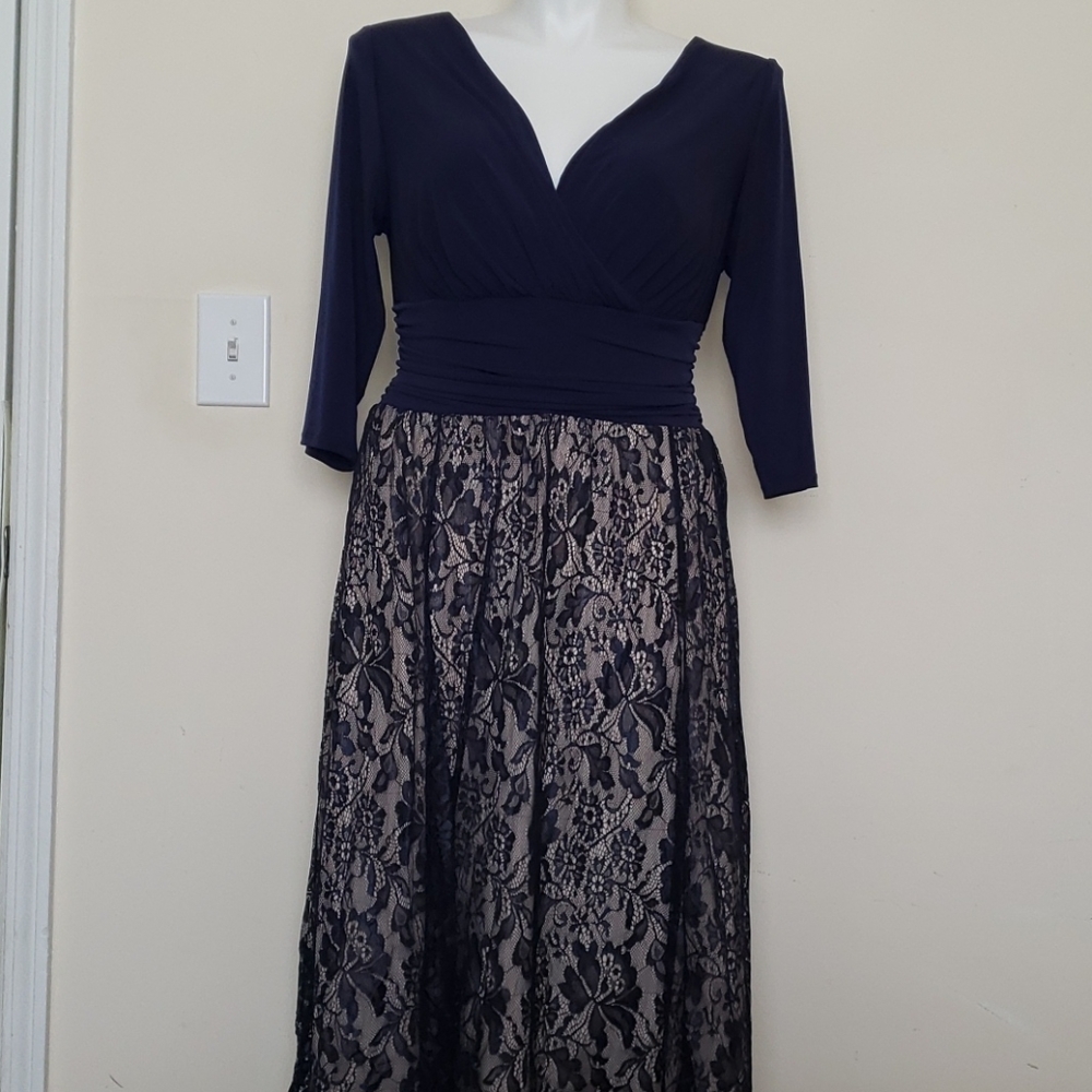 Melrose 3/4 Sleeve Navy Lace Dress